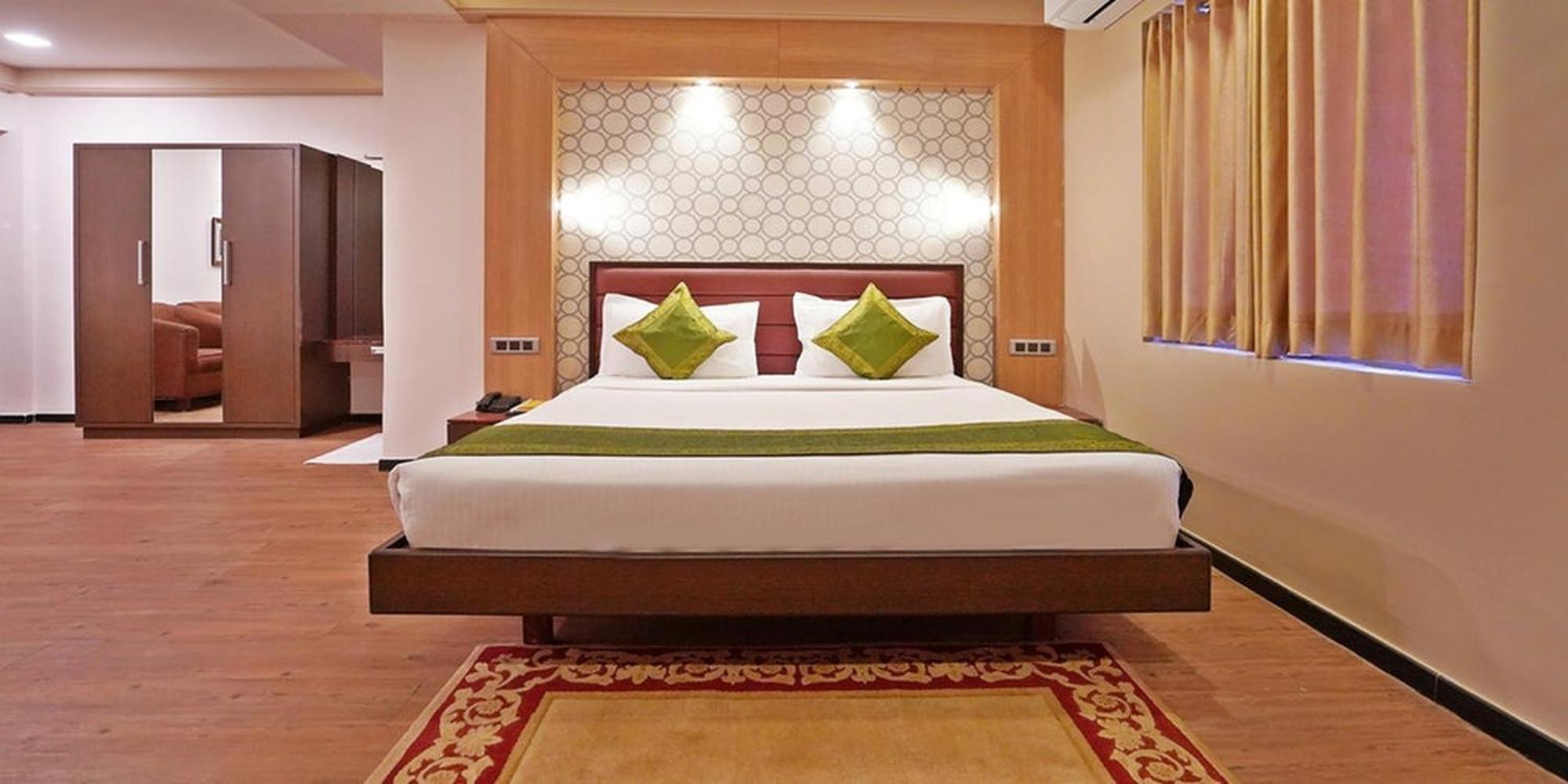Gold Coast Beach Resort Puri Exterior photo
